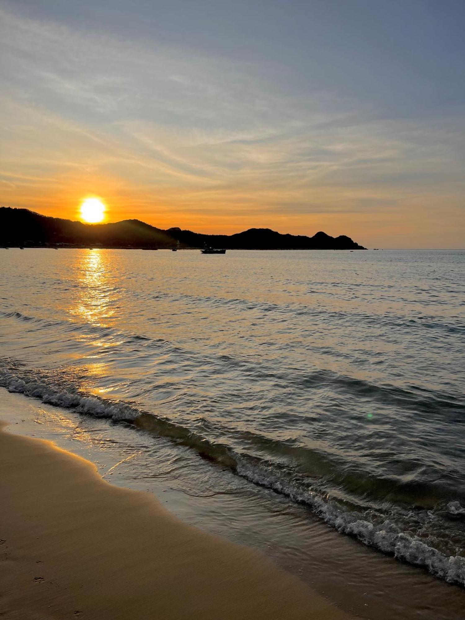 Robinson Beach Bungalow Vinh Hoa 外观 照片