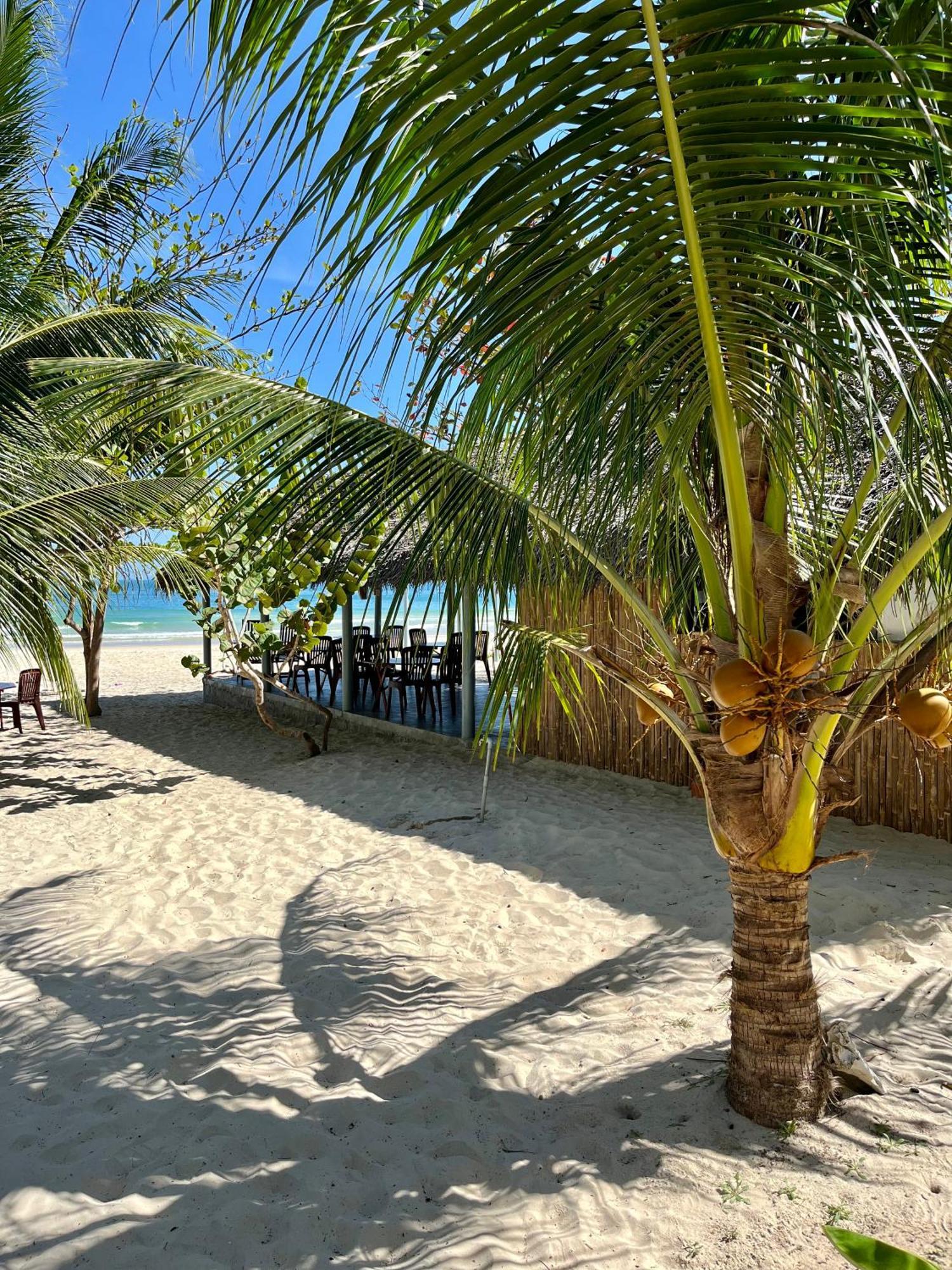Robinson Beach Bungalow Vinh Hoa 外观 照片