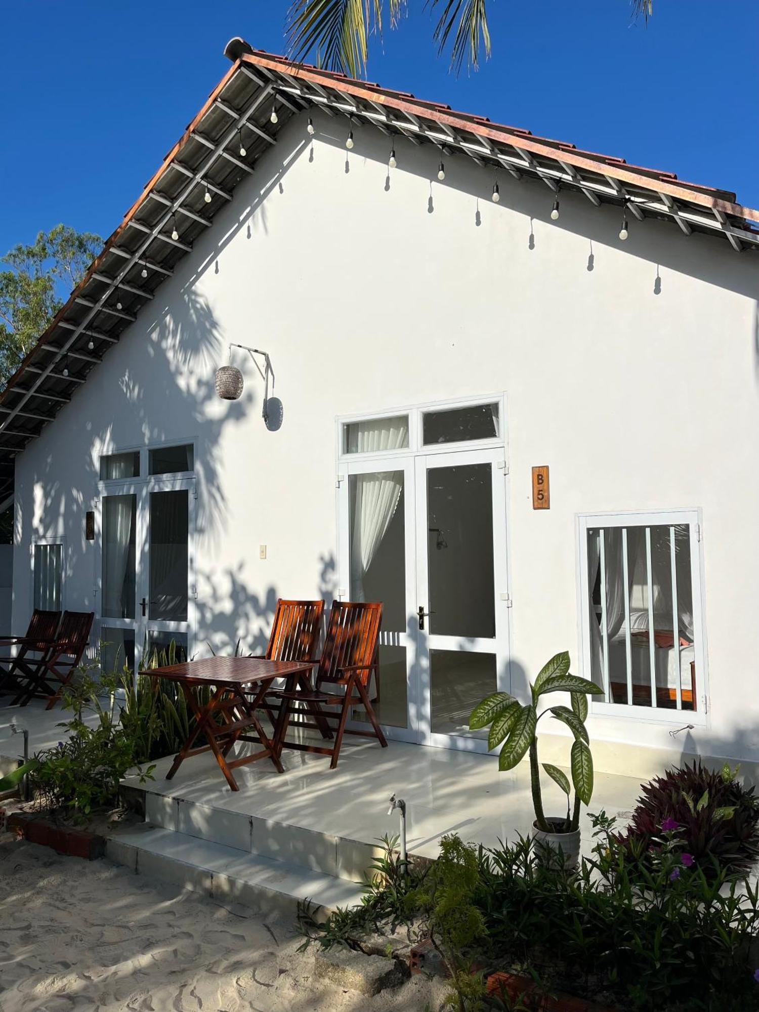 Robinson Beach Bungalow Vinh Hoa 外观 照片