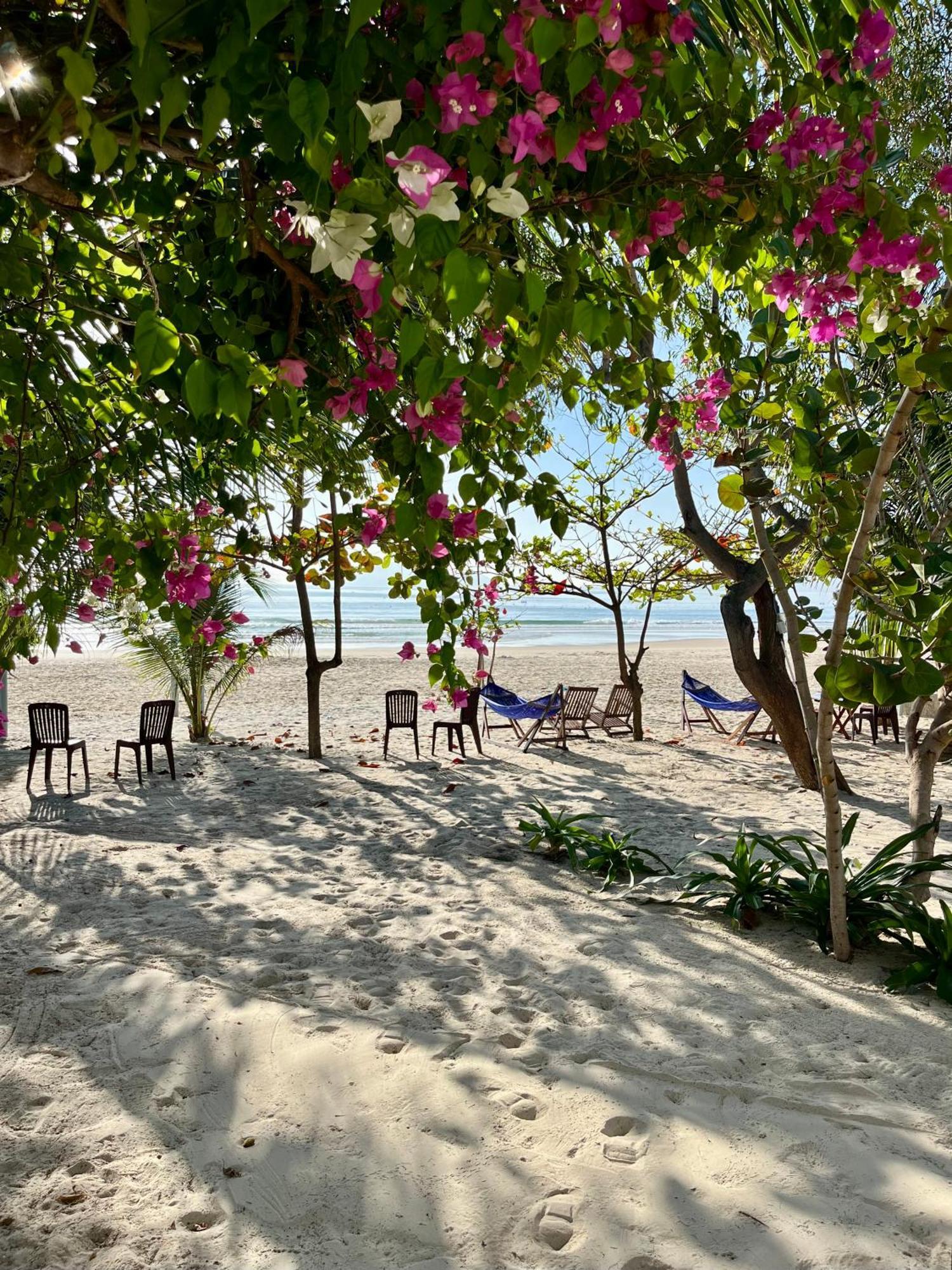 Robinson Beach Bungalow Vinh Hoa 外观 照片
