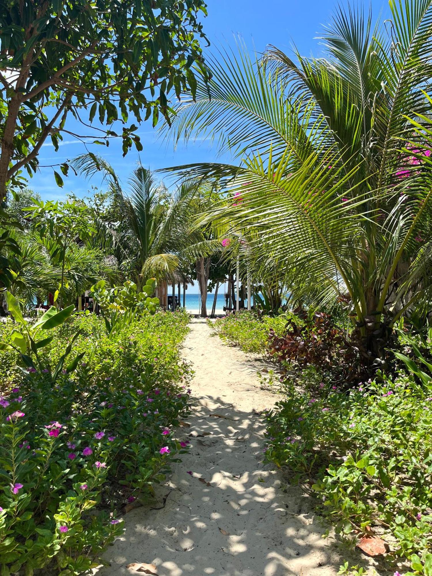 Robinson Beach Bungalow Vinh Hoa 外观 照片